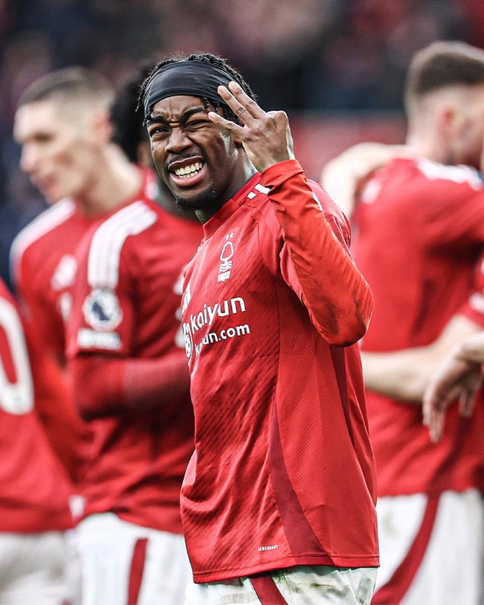 包含布莱顿中场上演帽子戏法!球队狂胜的词条 包含布莱顿中场上演帽子戏法!球队狂胜的词条