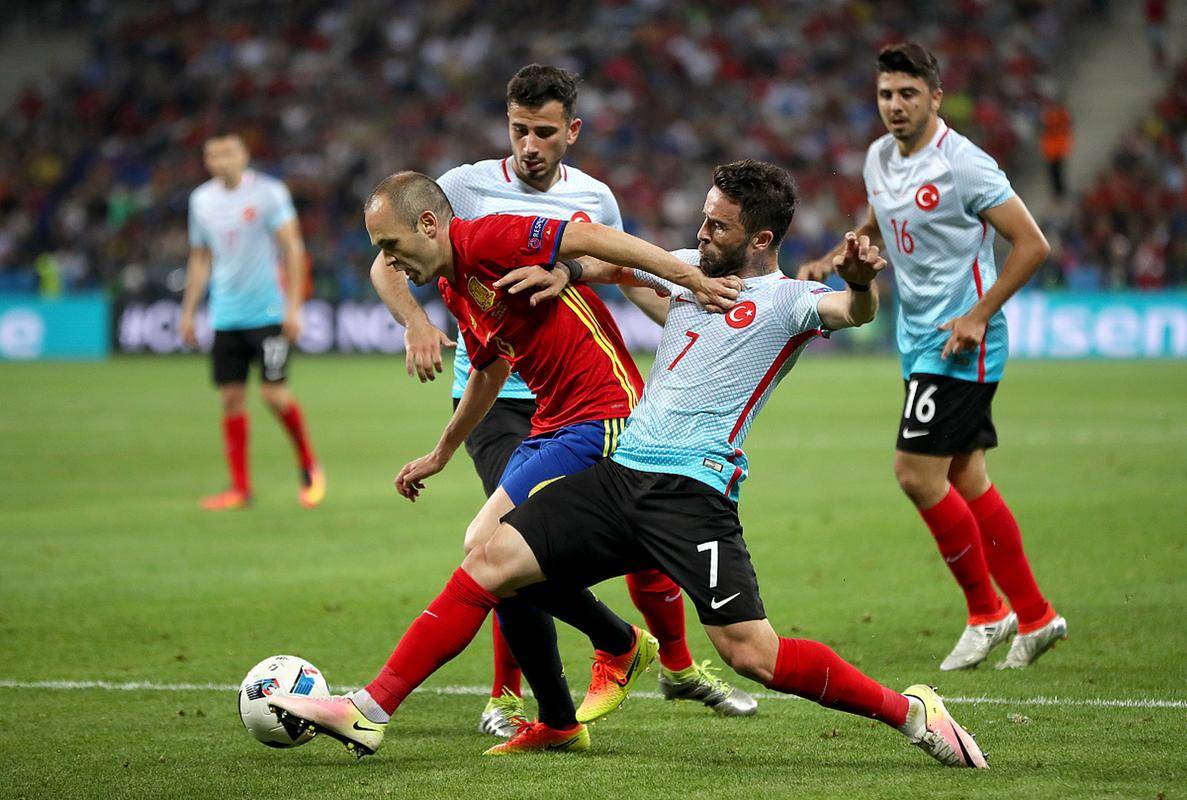 爱游戏体育直播-爱沙尼亚国家队球员技惊四座，晋级前景看好的简单介绍