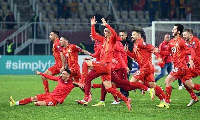 爱游戏网页版登录入口-包含鹿岛鹿角进攻端火力强劲，欲破卡尔蒂斯防线的词条