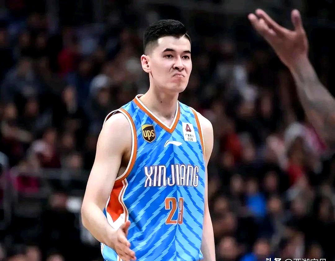 爱游戏体育地址-关于这场刀塔比赛中，风暴之眼与雷霆神域打出神仙对决，神级操作拯救比赛，粉丝高呼其名的信息