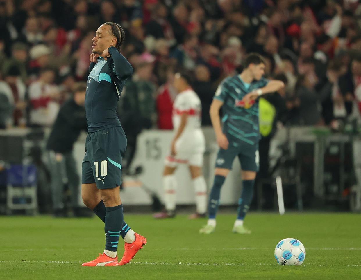 爱游戏官网入口-RB莱比锡赢得关键胜利，晋级欧战资格确保