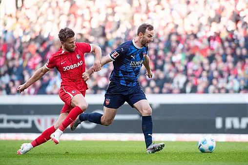 爱游戏官网-弗赖堡球队备战霍芬海姆，期盼取得双杀的简单介绍