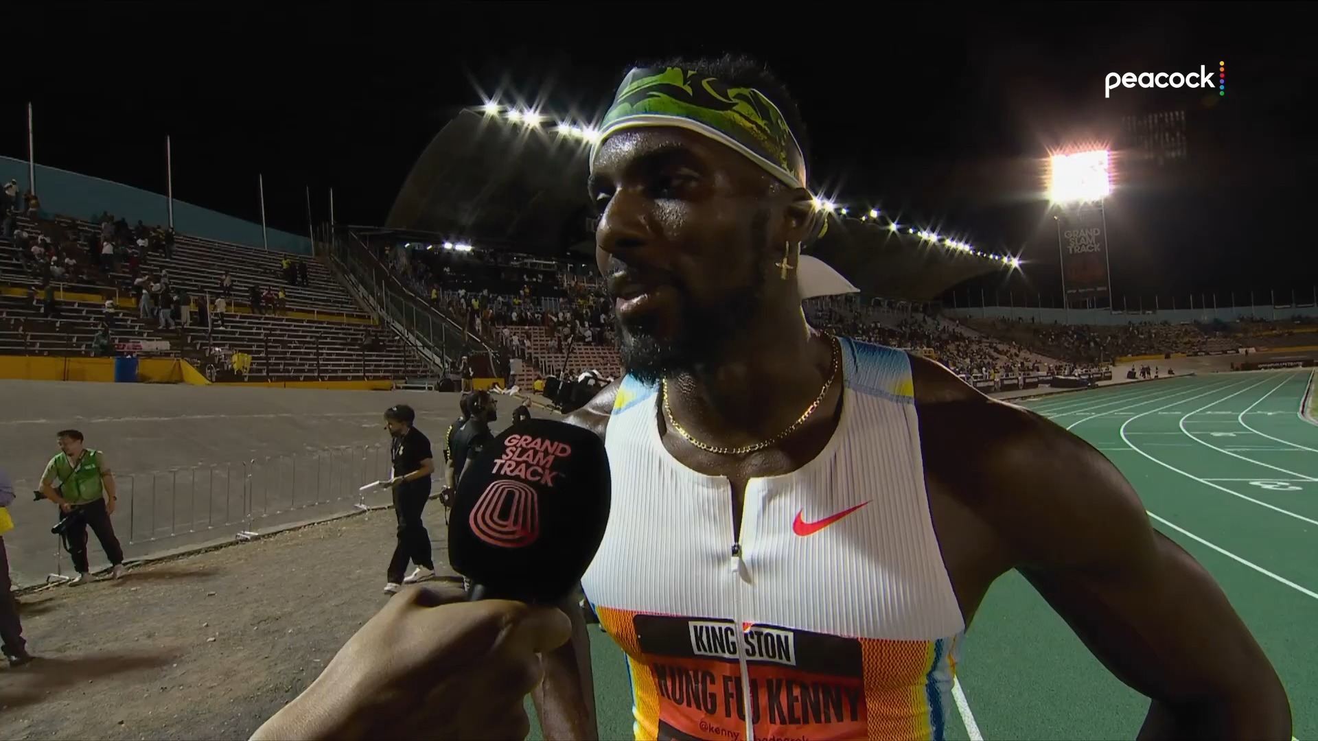 爱游戏入口-德国运动员斗志昂扬，夺得田径比赛冠军