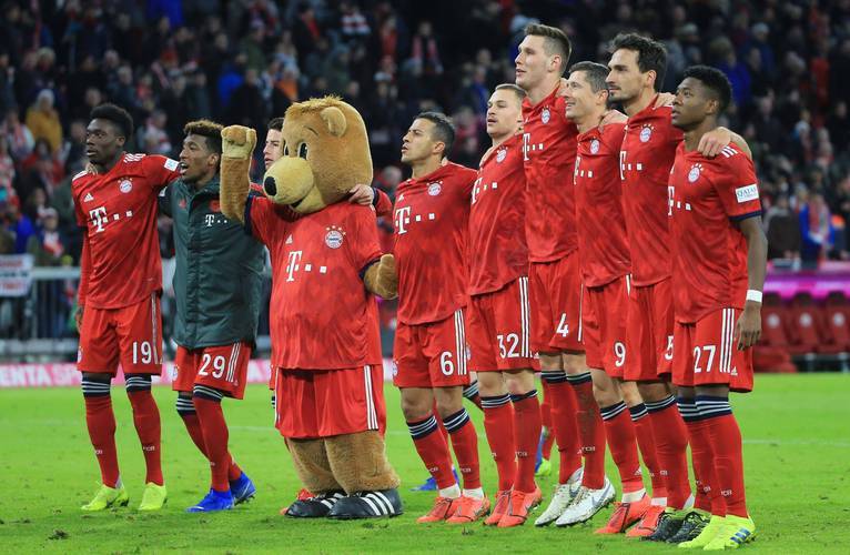 包含斯图加特中场球员意外爆发,助球队取胜的词条 包含斯图加特中场球员意外爆发,助球队取胜的词条