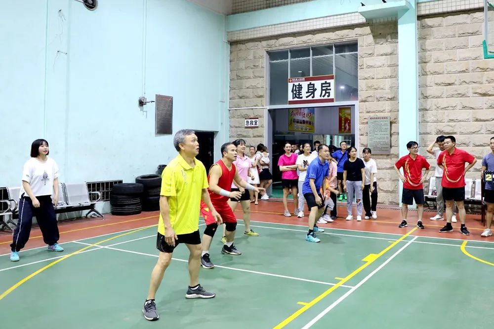 包含高潮不断!亚洲俱乐部比赛精彩纷呈的词条 包含高潮不断!亚洲俱乐部比赛精彩纷呈的词条