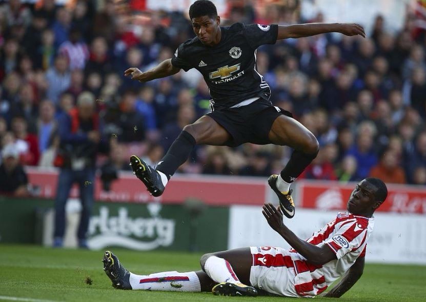 爱游戏-曼联势必击败斯托克城，争夺积分