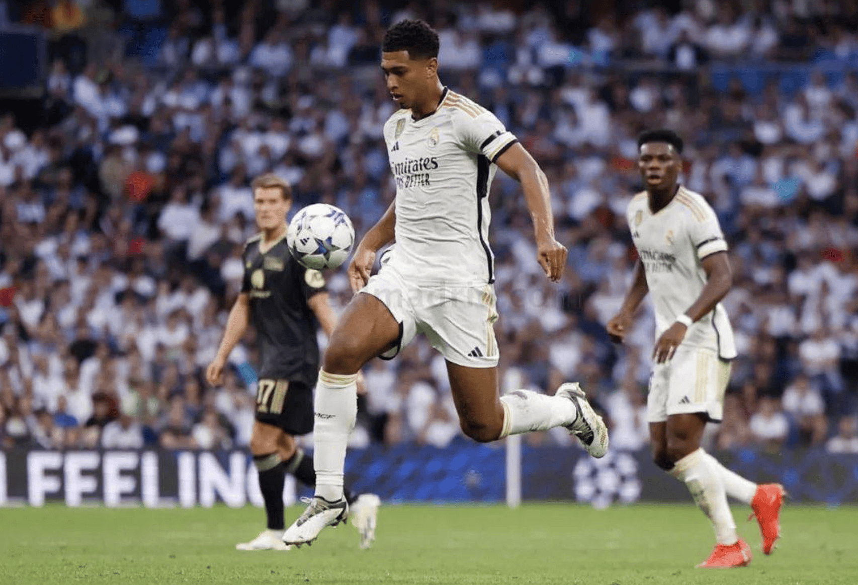 爱游戏官方登录入口-马德里竞技击败曼城，挺进欧冠半决赛