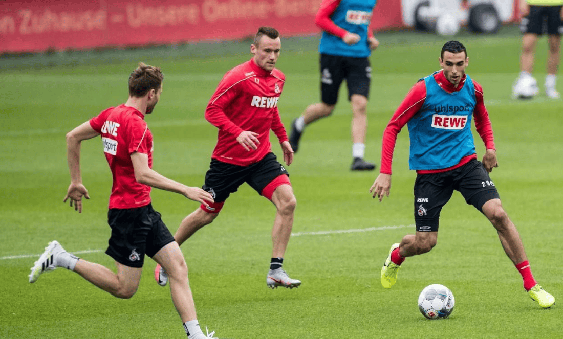 爱游戏亚洲官网-拜仁慕尼黑客场战胜莱比锡，继续领跑