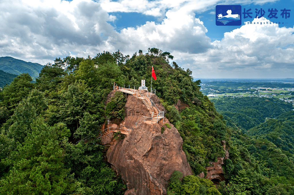 爱游戏官网入口-湖南十我胜湖南山川，取得保级关键胜利的简单介绍