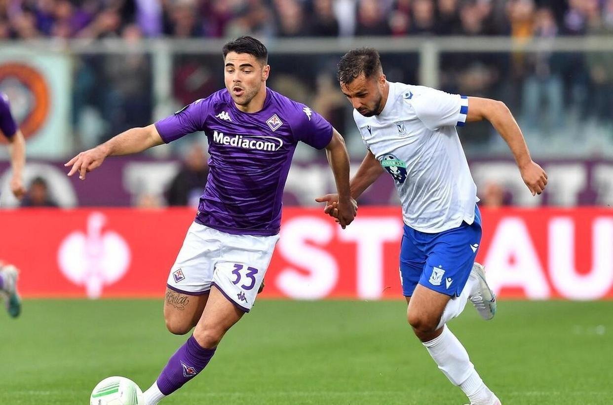 佛罗伦萨主场战平帕尔玛,难掩失望 佛罗伦萨主场战平帕尔玛,难掩失望