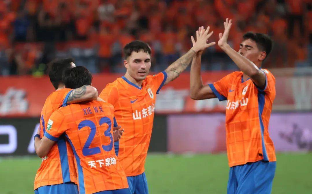 包含国安战术调整奏效,连胜势头不可阻挡的词条 包含国安战术调整奏效,连胜势头不可阻挡的词条