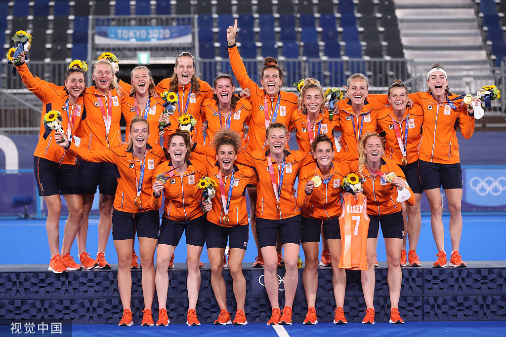 荷兰游泳队接连夺金,领先群雄 荷兰游泳队接连夺金,领先群雄