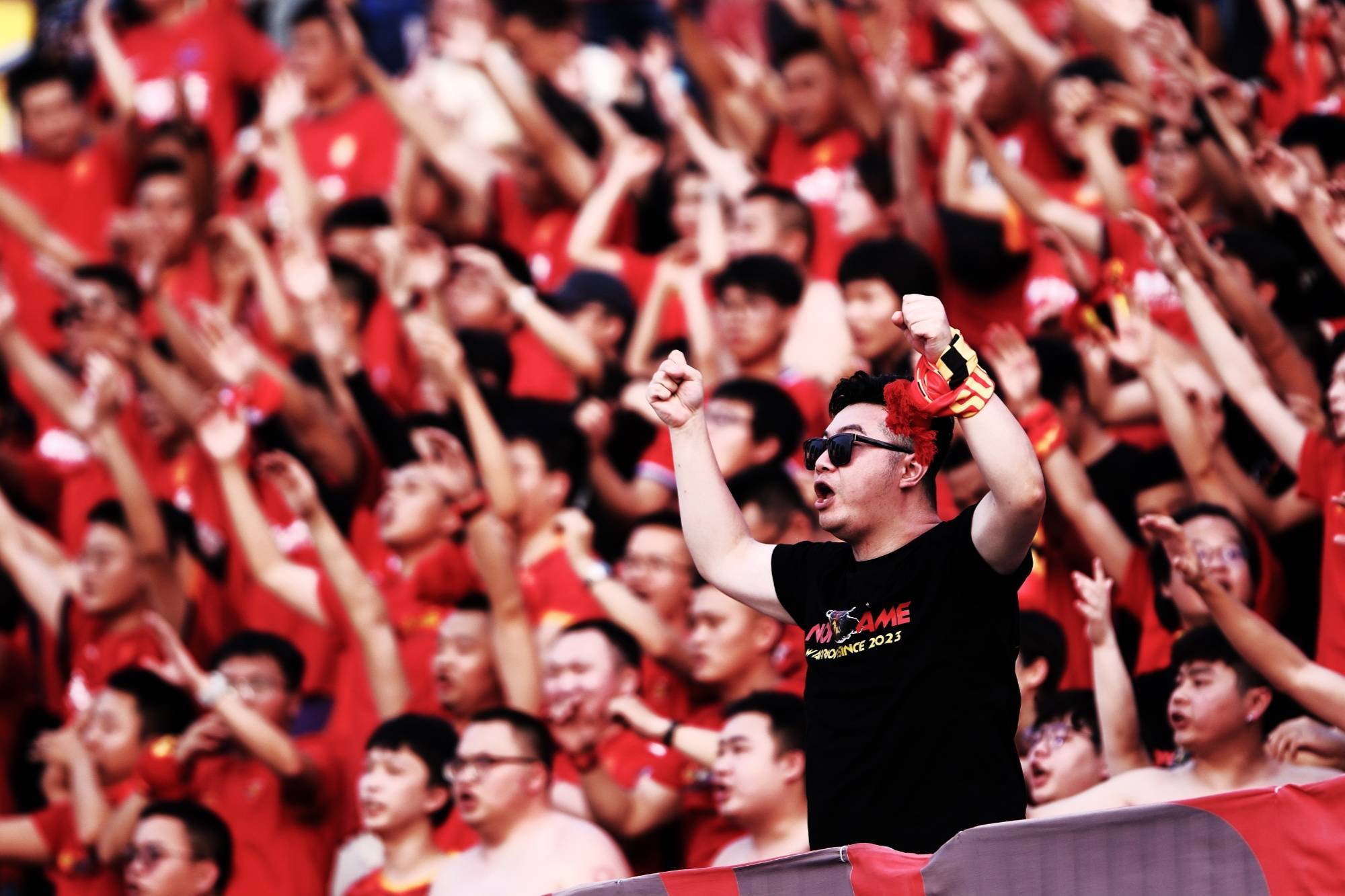 关于热门足球赛事势如破竹引爆城市狂欢的信息 关于热门足球赛事势如破竹引爆城市狂欢的信息