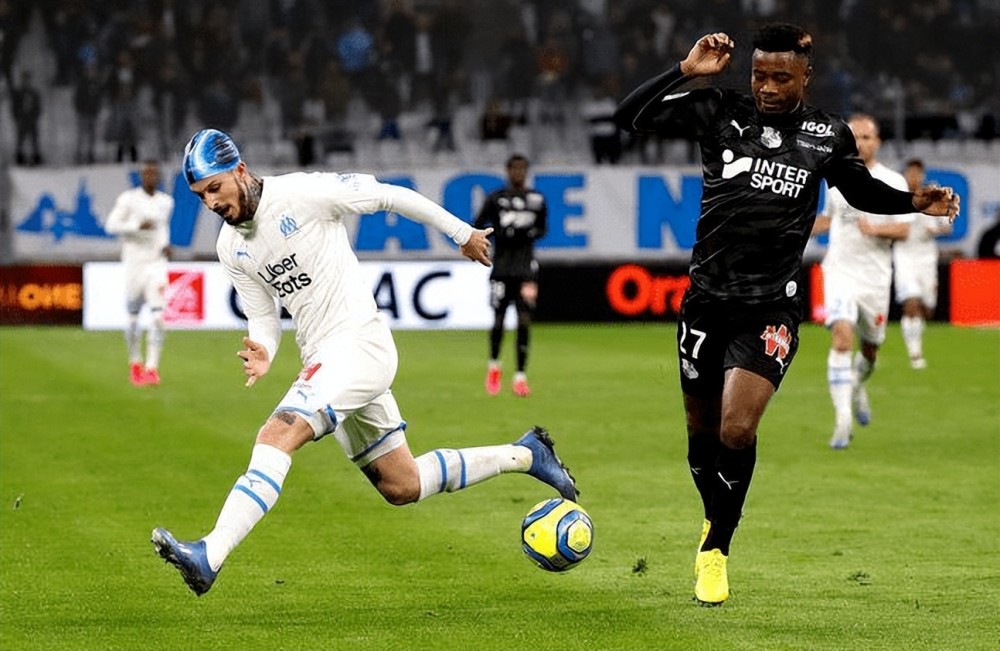 爱游戏官方登录入口-关于摩纳哥主场大捷，继续领跑积分榜的信息