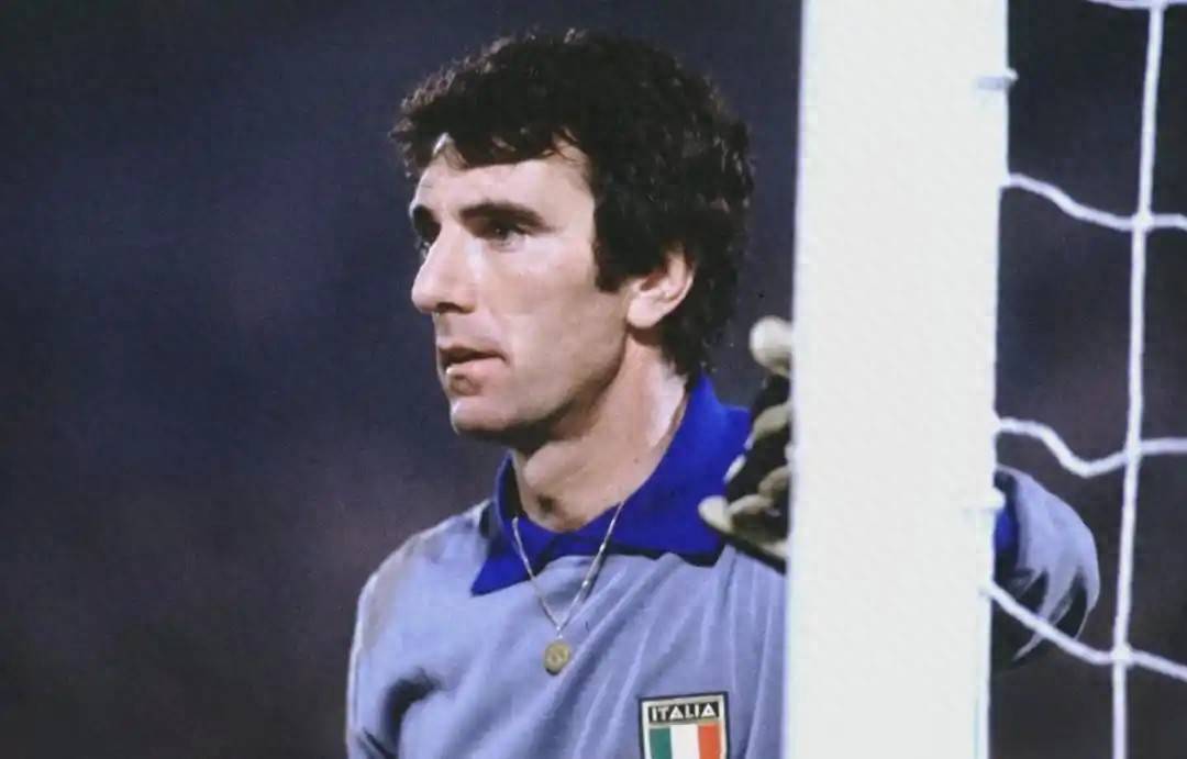 爱游戏体育下载-关于尤文图斯被意大利判罚出局，欧冠资格岌岌可危的信息