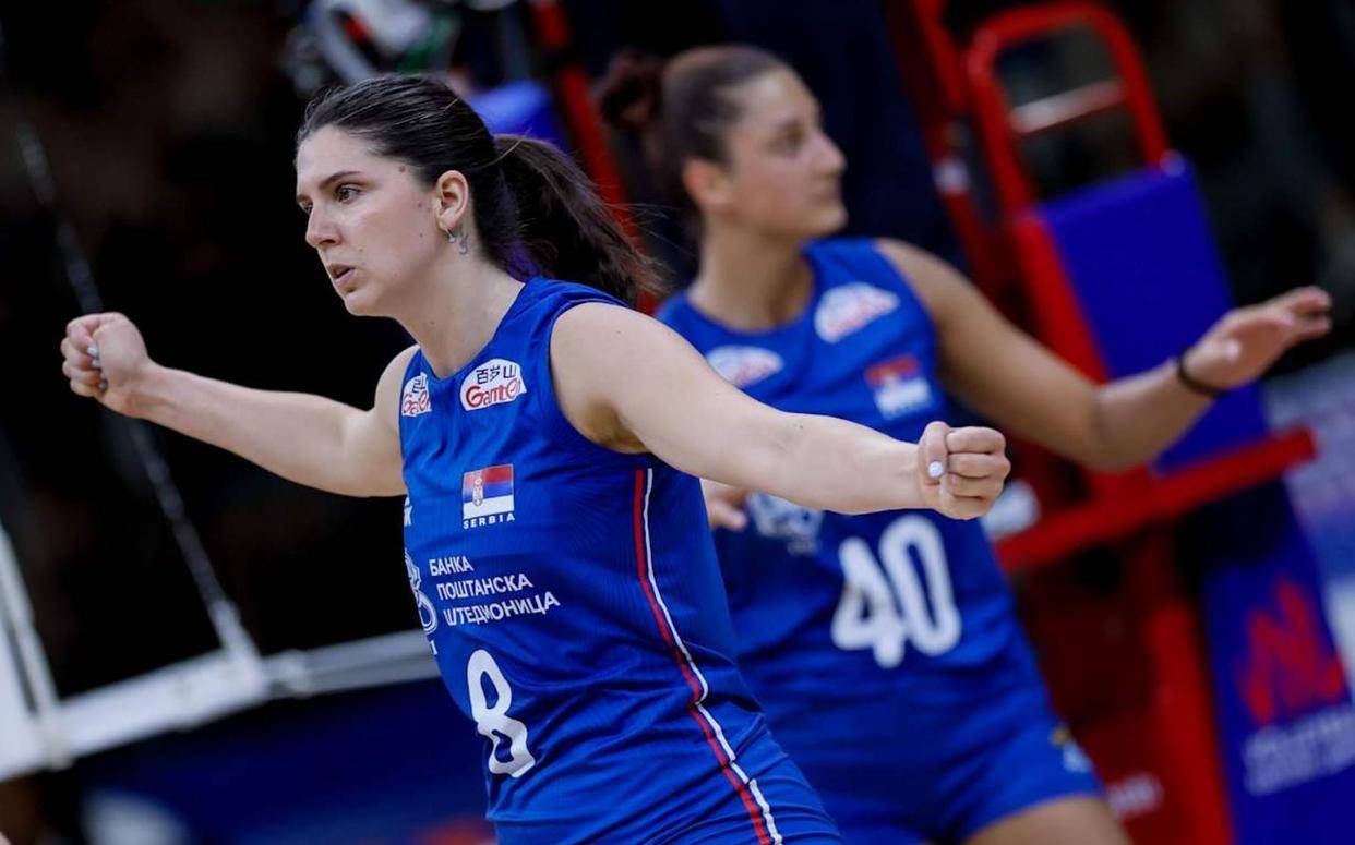 塞尔维亚队不敌对手，遭遇连败