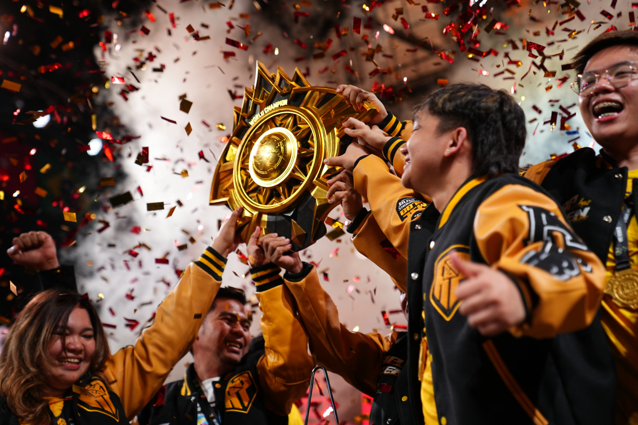 爱游戏官网-关于运动界巨星云集，精英对决令人热血沸腾的信息