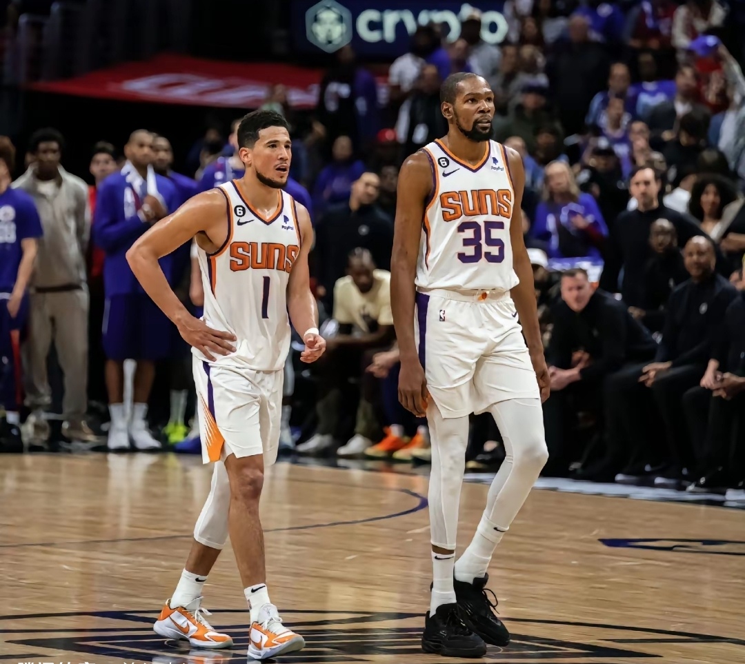 柏林联队主场战胜对手，取得三连胜战绩的简单介绍