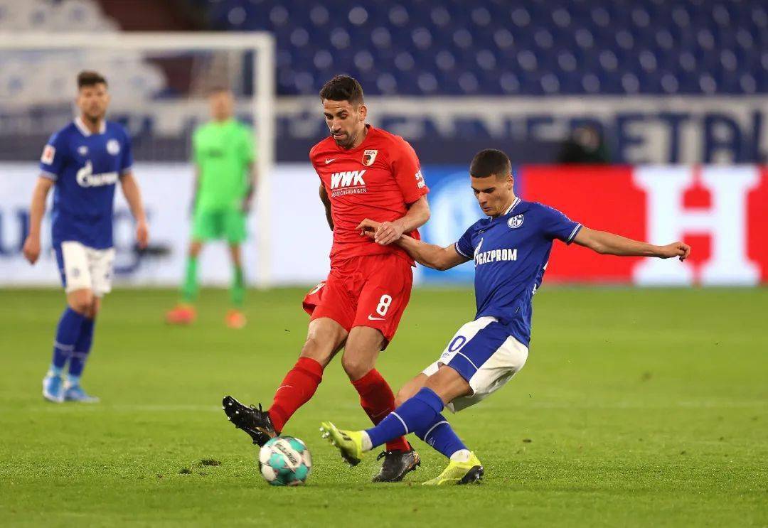 包含沙尔克血拼分钟，战平对手的词条