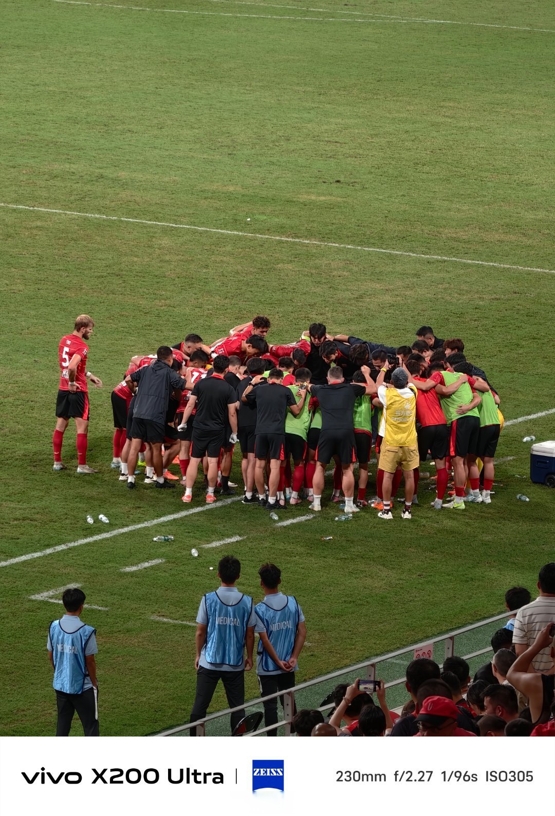 爱游戏登录入口-足球草根，国内联赛火热进行众队对抗的简单介绍