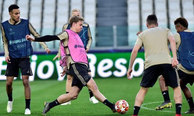 阿贾克斯惊险胜出,逆转尤文图斯晋级 阿贾克斯惊险胜出,逆转尤文图斯晋级